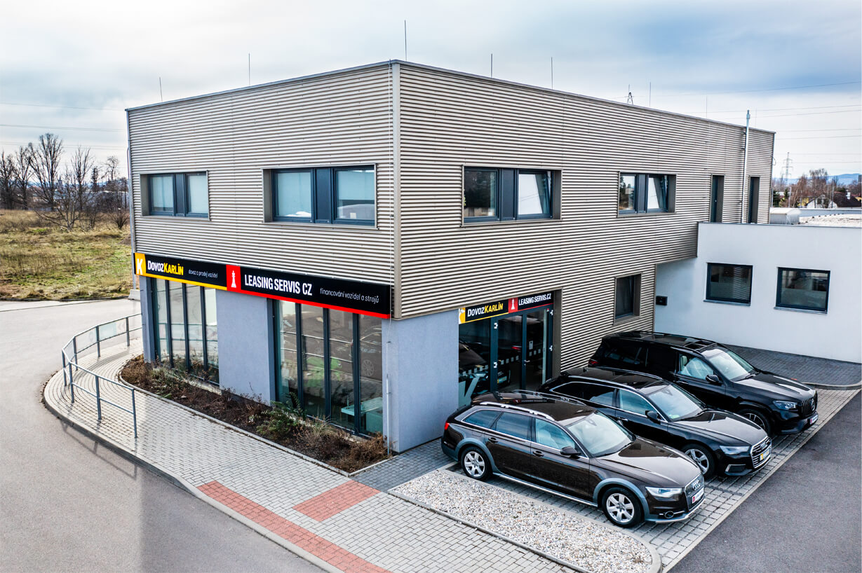 Areál Dovoz Karlín — showroom a servis v Českých Budějovicích