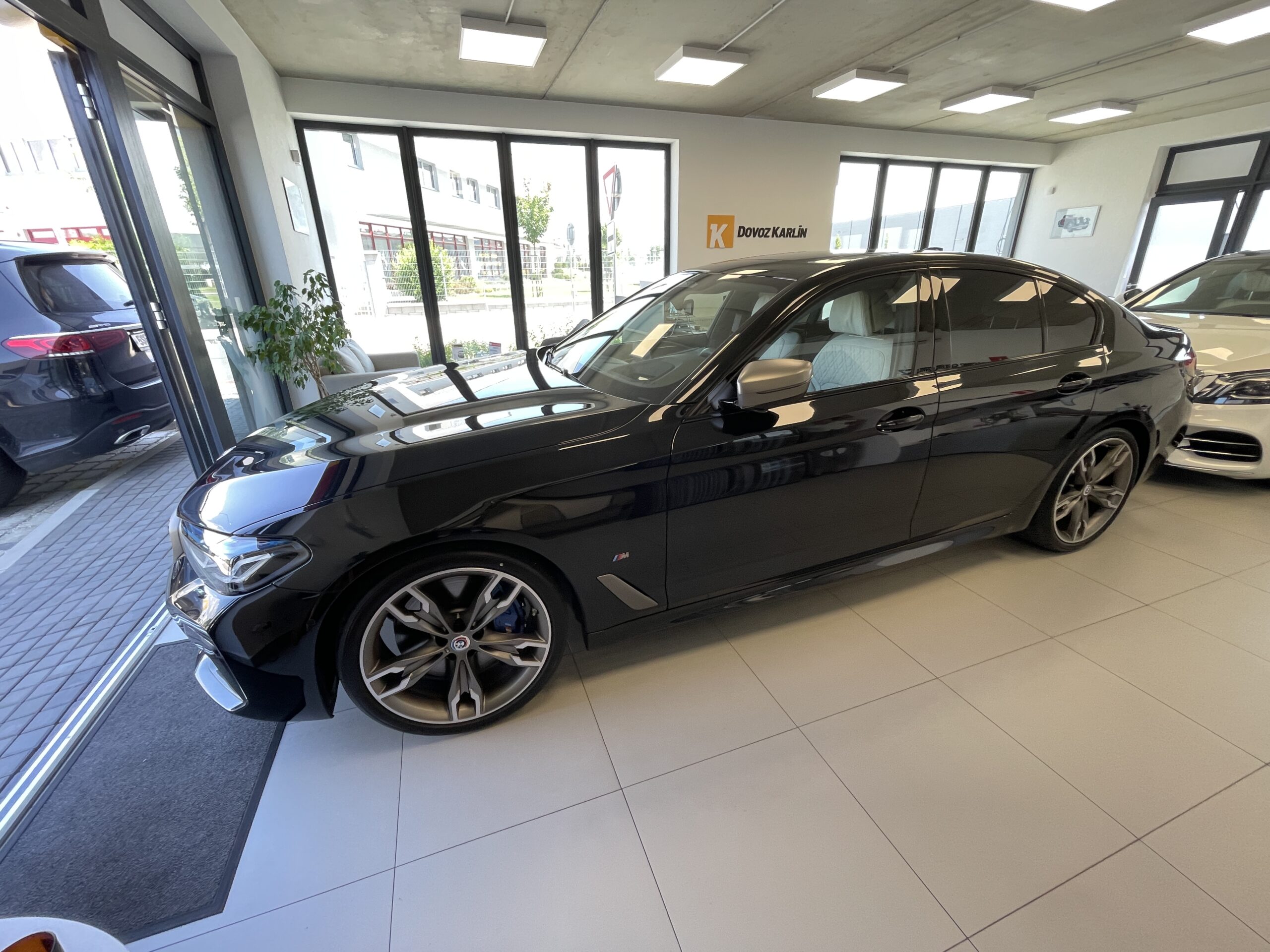 BMW M550i xDrive