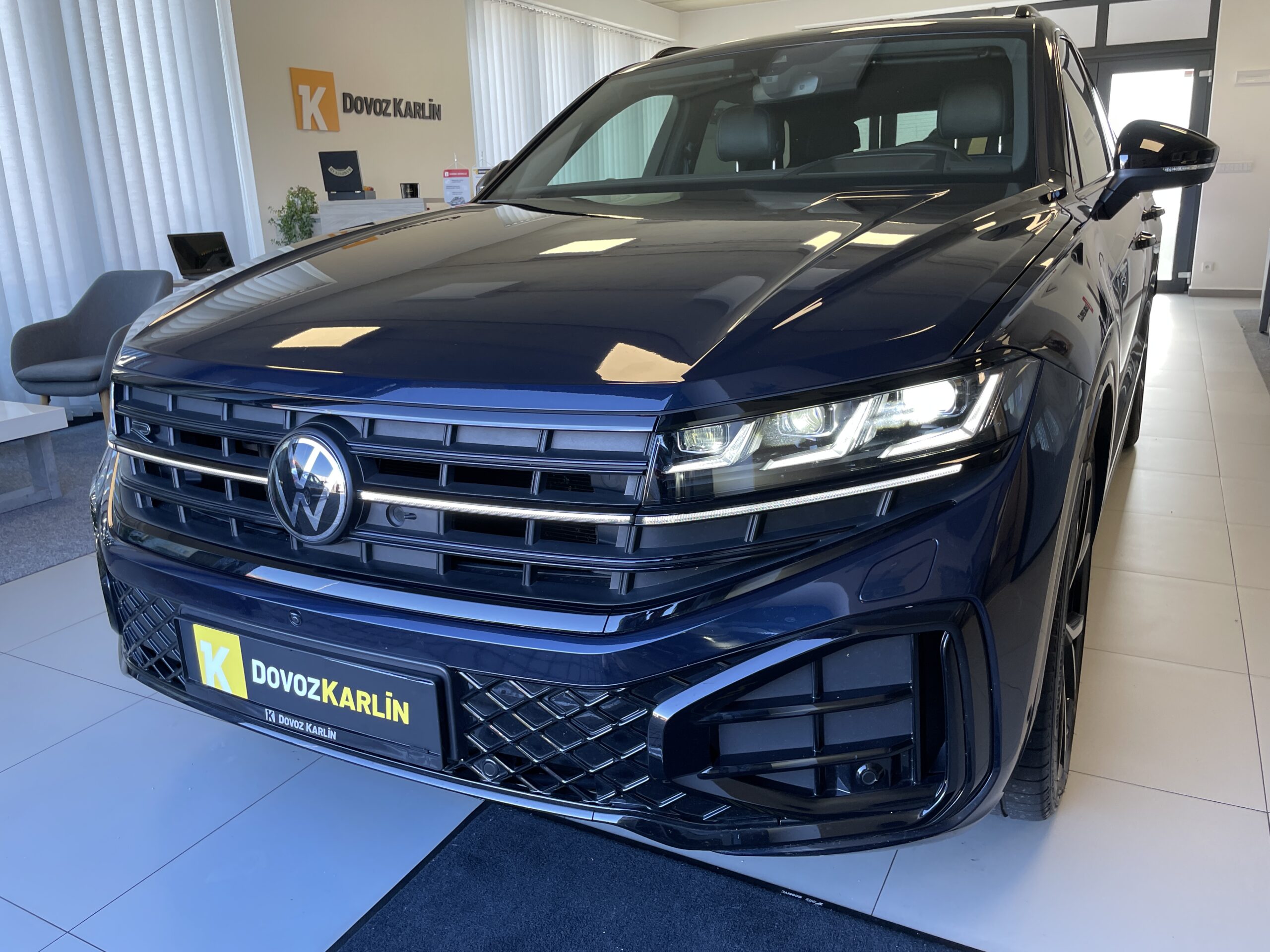 VW Touareg R-Line 3.0 TDI V6